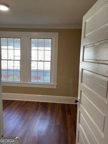 321 E Broadway Street, Griffin, GA 30223