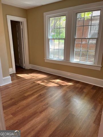 321 E Broadway Street, Griffin, GA 30223