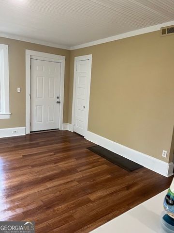 321 E Broadway Street, Griffin, GA 30223