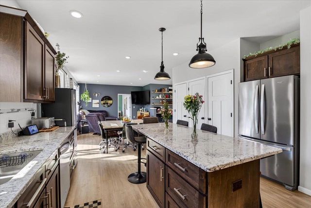 711 Sugar Maple Lane, Verona, WI 53593