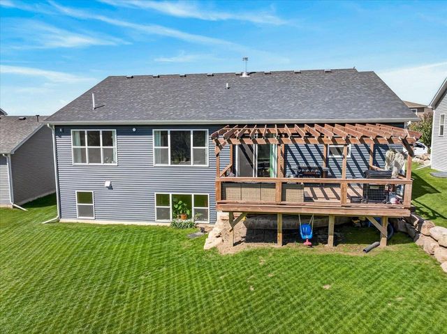 711 Sugar Maple Lane, Verona, WI 53593