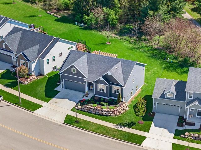 711 Sugar Maple Lane, Verona, WI 53593