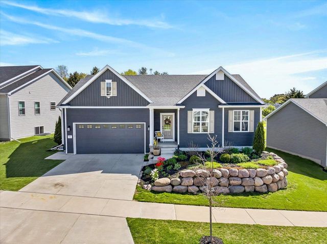 711 Sugar Maple Lane, Verona, WI 53593