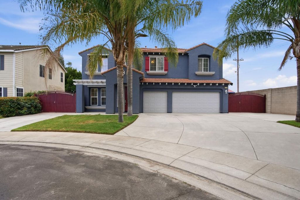 1501 Tristan Ct, Hughson, CA 95326