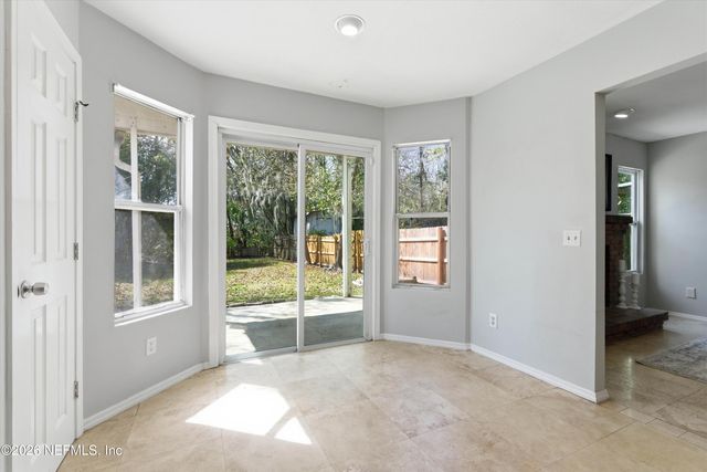 572 STAFFORDSHIRE Drive, Jacksonville, FL 32225