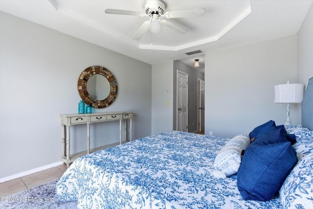 572 STAFFORDSHIRE Drive, Jacksonville, FL 32225