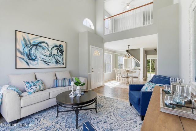 572 STAFFORDSHIRE Drive, Jacksonville, FL 32225