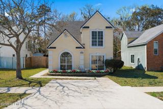 572 STAFFORDSHIRE Drive, Jacksonville, FL 32225