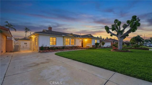 10406 Hasty, Downey, CA 90241