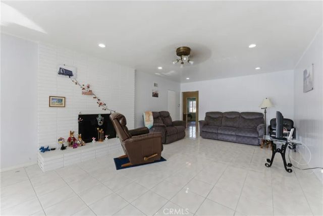 10406 Hasty, Downey, CA 90241