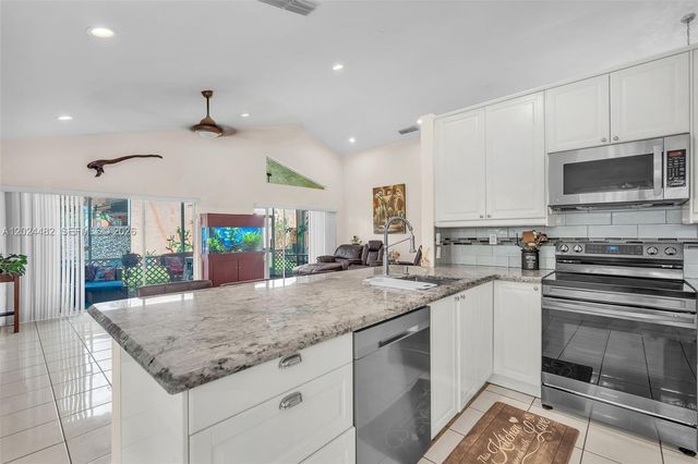 23447 S Serene Meadow Drive S, Boca Raton, FL 33428