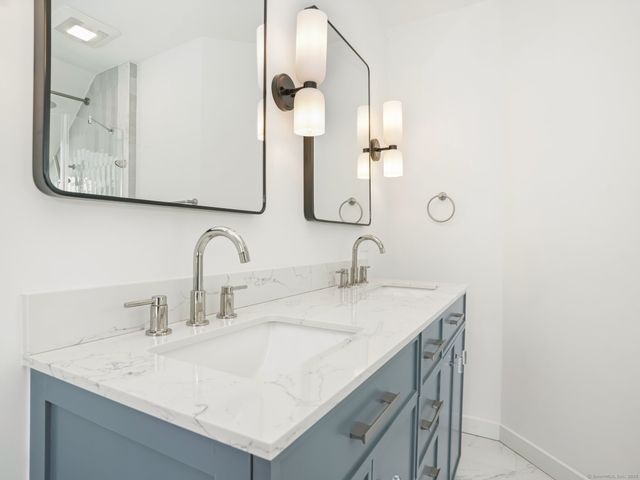 168 Rowayton Avenue A, Norwalk, CT 06853