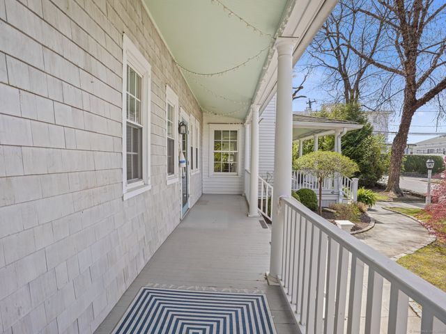 168 Rowayton Avenue A, Norwalk, CT 06853
