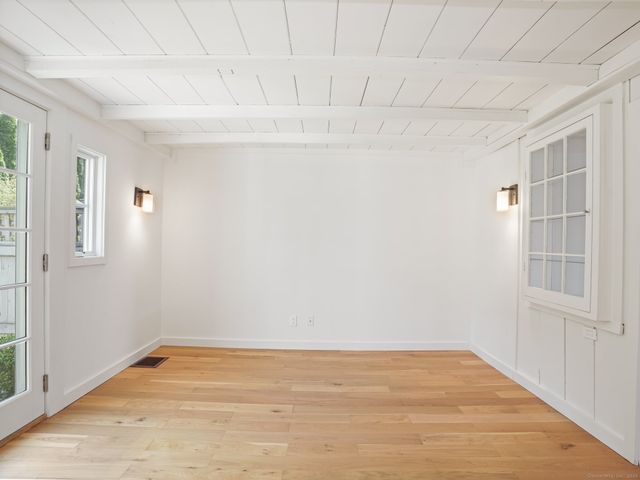 168 Rowayton Avenue A, Norwalk, CT 06853