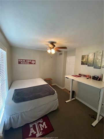 300 Cooner Street, College Station, TX 77840