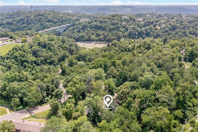 101 Hazlett St, Fineview, PA 15214