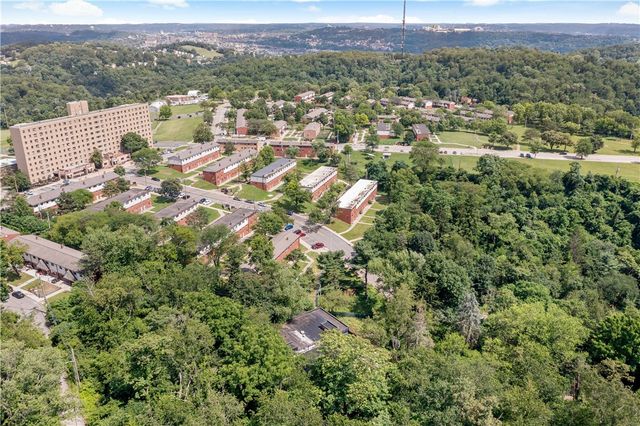 101 Hazlett St, Fineview, PA 15214