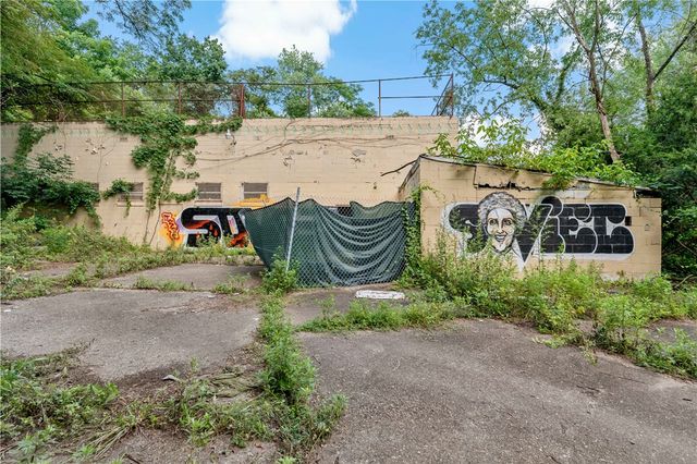 101 Hazlett St, Fineview, PA 15214