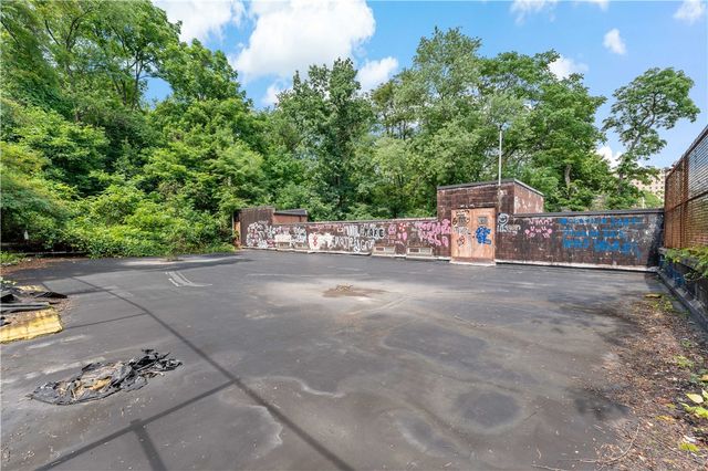 101 Hazlett St, Fineview, PA 15214