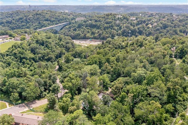 101 Hazlett St, Fineview, PA 15214