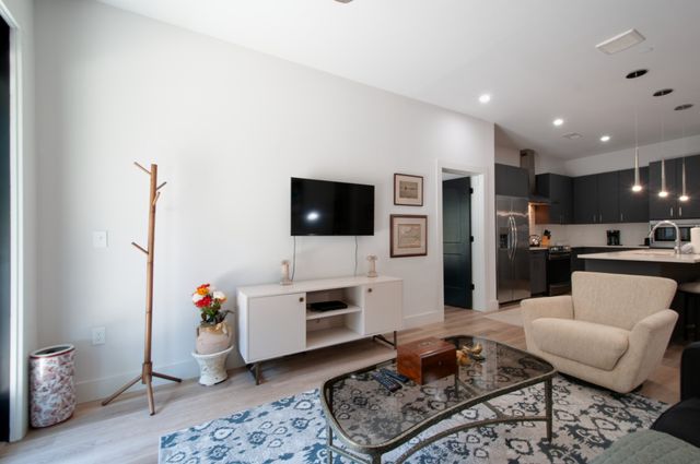 3106 Long Blvd, Nashville, TN 37203
