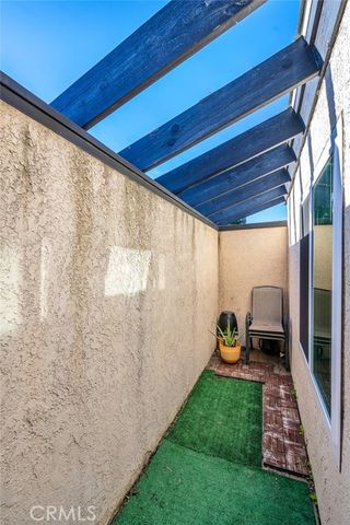 3659 Country Club Dr C, Long Beach, CA 90807