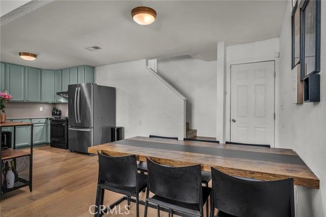 3659 Country Club Dr C, Long Beach, CA 90807