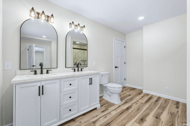 6518 Hazelett Road, Fort Wayne, IN 46835