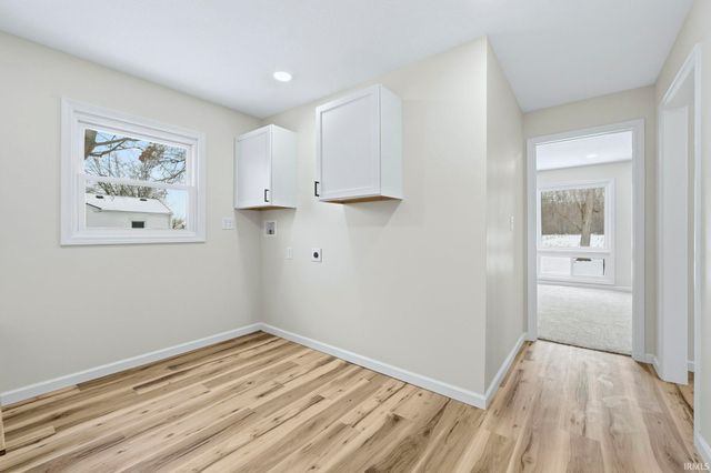 6518 Hazelett Road, Fort Wayne, IN 46835