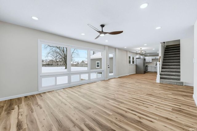 6518 Hazelett Road, Fort Wayne, IN 46835