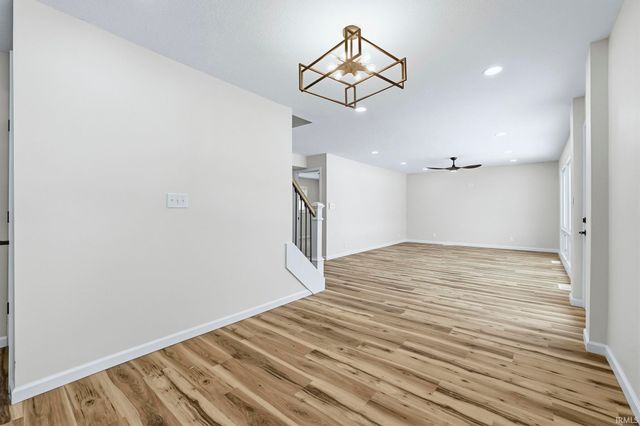 6518 Hazelett Road, Fort Wayne, IN 46835