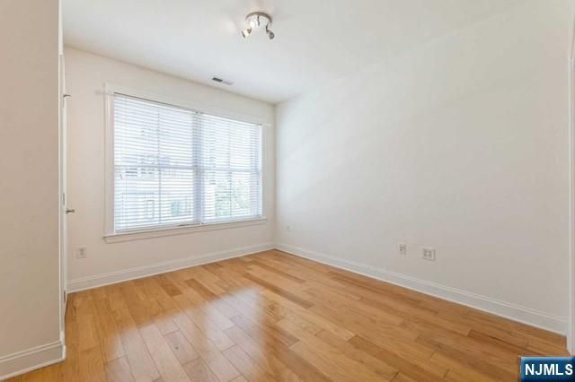 20 Ave At Port Imperial 324, West New York, NJ 07093