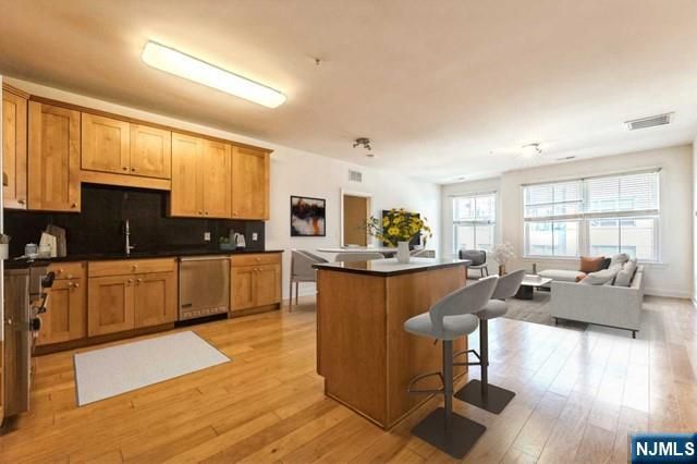 20 Ave At Port Imperial 324, West New York, NJ 07093