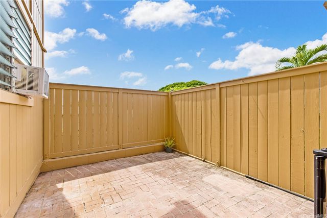 98-834 Noelani Street 8, Pearl City, HI 96782