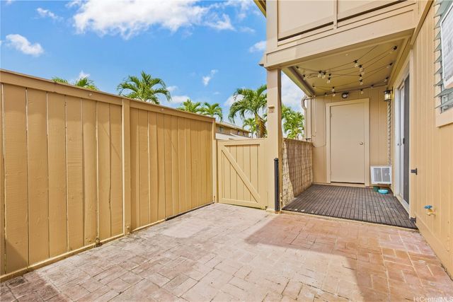 98-834 Noelani Street 8, Pearl City, HI 96782