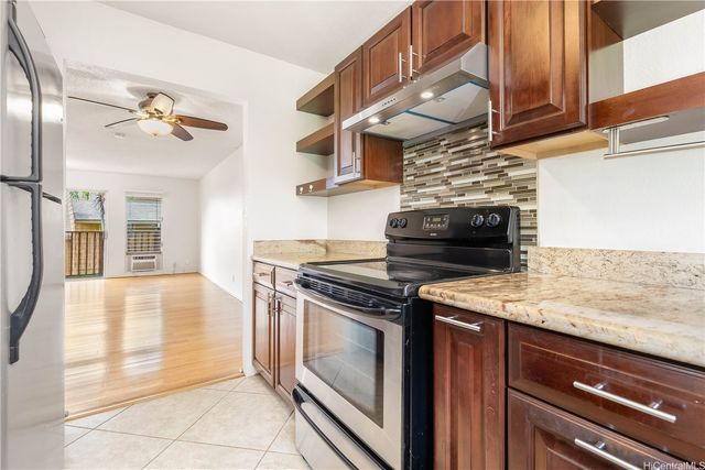 98-834 Noelani Street 8, Pearl City, HI 96782