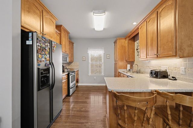 110 Timberland Dr, Columbia, TN 38401