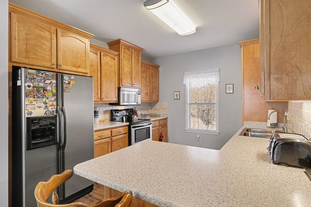 110 Timberland Dr, Columbia, TN 38401