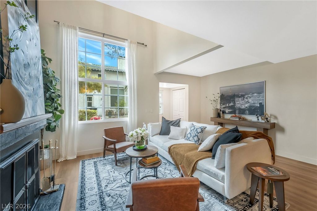 2471 Old Forge Lane 105, Las Vegas, NV 89121 — exterior