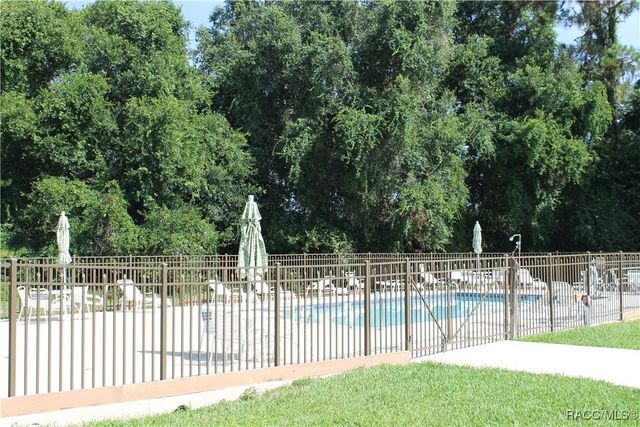 2564 E Chivalry Court, Hernando, FL 34442