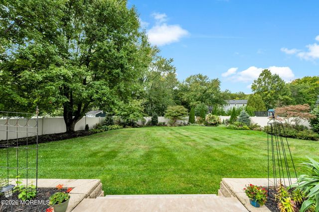 79 Hosford Avenue, Leonardo, NJ 07737