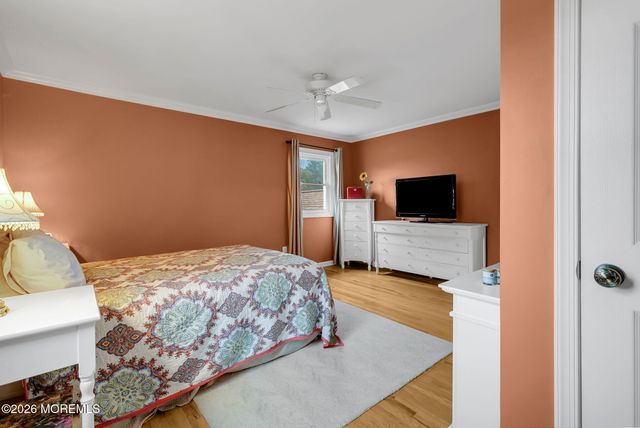 79 Hosford Avenue, Leonardo, NJ 07737