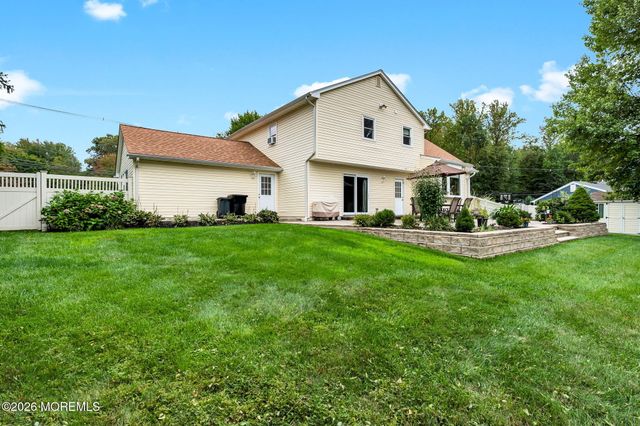 79 Hosford Avenue, Leonardo, NJ 07737