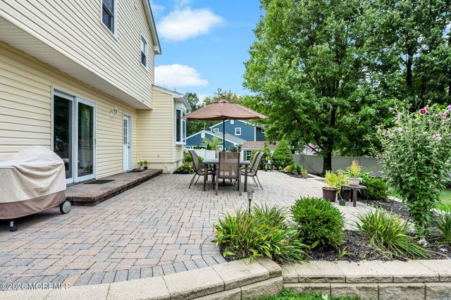 79 Hosford Avenue, Leonardo, NJ 07737