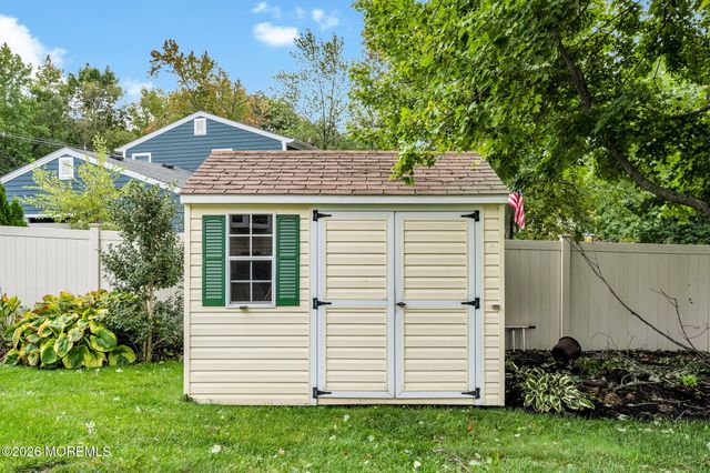 79 Hosford Avenue, Leonardo, NJ 07737