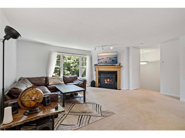 1730 3rd Street NE, Minneapolis, MN 55413