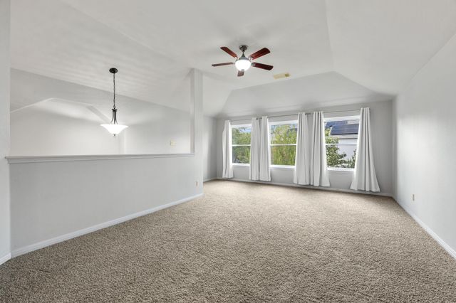 10808 Beachmont LN, Austin, TX 78739