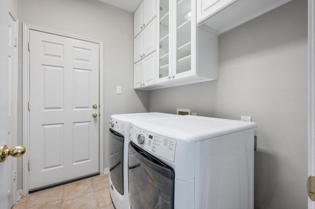10808 Beachmont LN, Austin, TX 78739