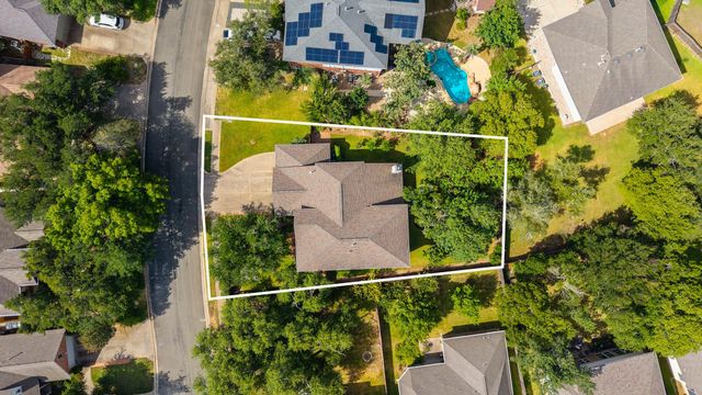 10808 Beachmont LN, Austin, TX 78739