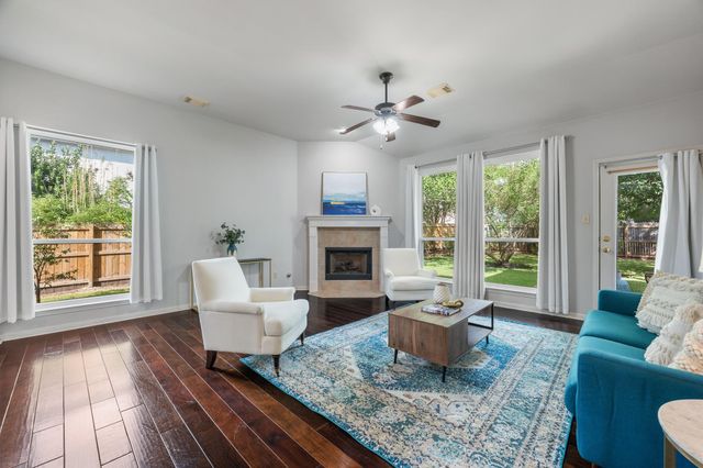 10808 Beachmont LN, Austin, TX 78739